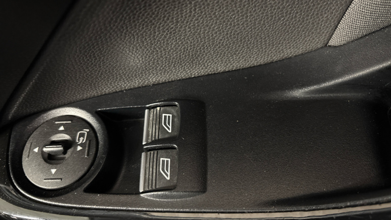 Ford Fiesta 1.0 EcoBoost 125 Titanium 3dr Petrol Hatchback